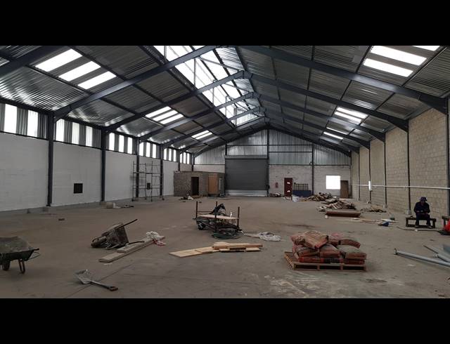 848M² FACTORY TO LET IN BLACKHEATH INDUSTRIAL